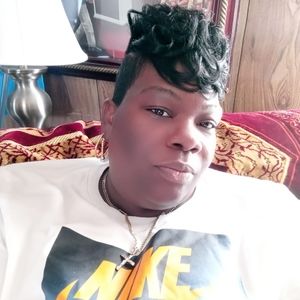 Meet your Posher, Shanequa